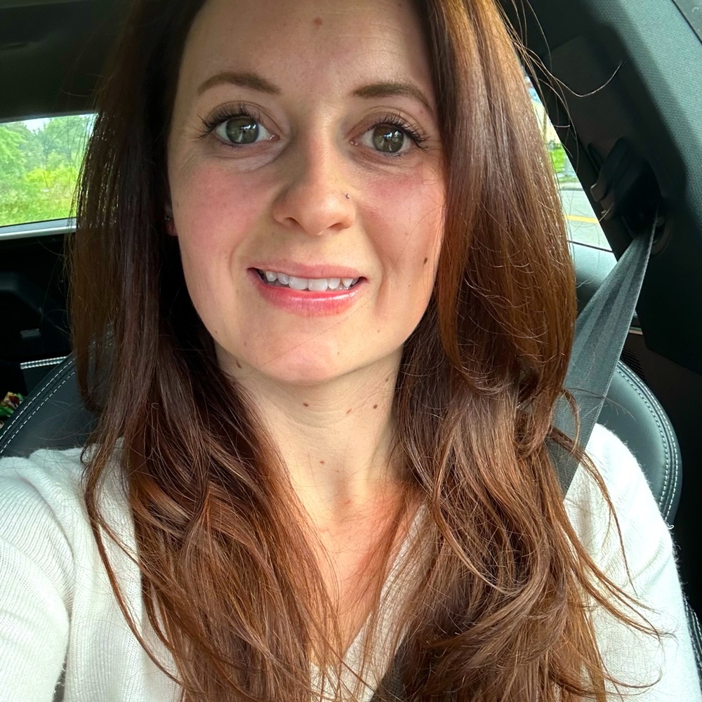Meet your Posher, Kayla